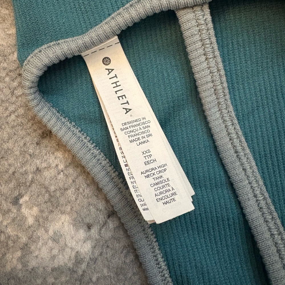 Athleta Aurora High Neck Seemless Crop Top Camisole, SZ XXS - Picture 4 of 4